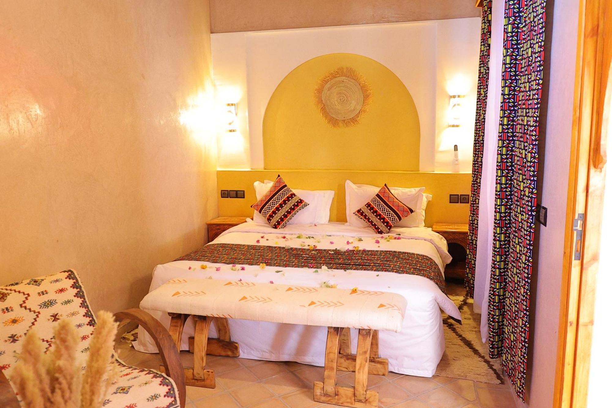 Riad Dar Susan - Authentic Stay In 扎古拉 外观 照片