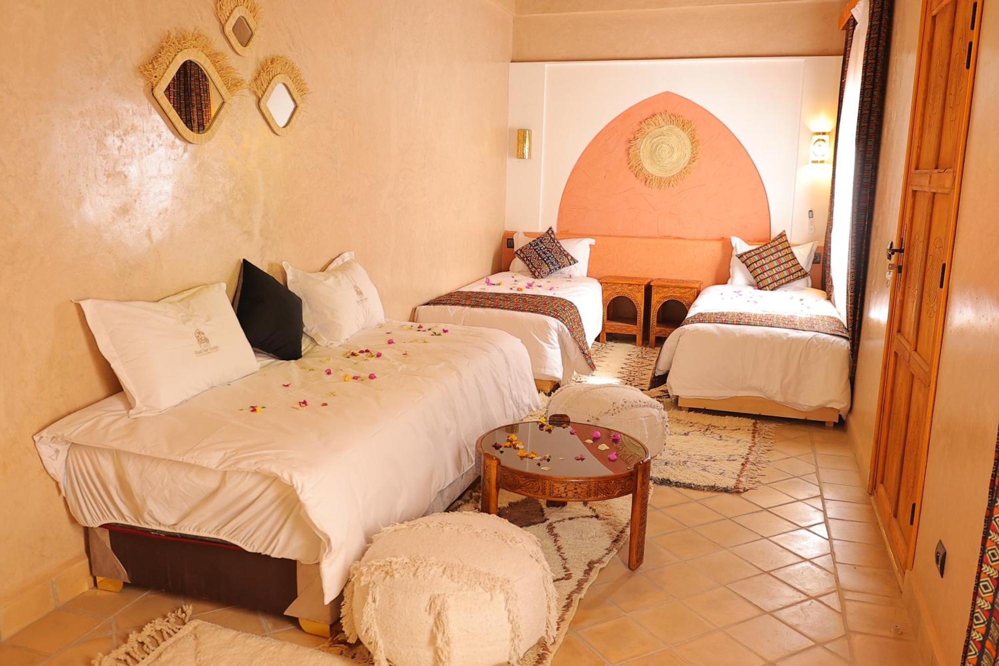 Riad Dar Susan - Authentic Stay In 扎古拉 外观 照片