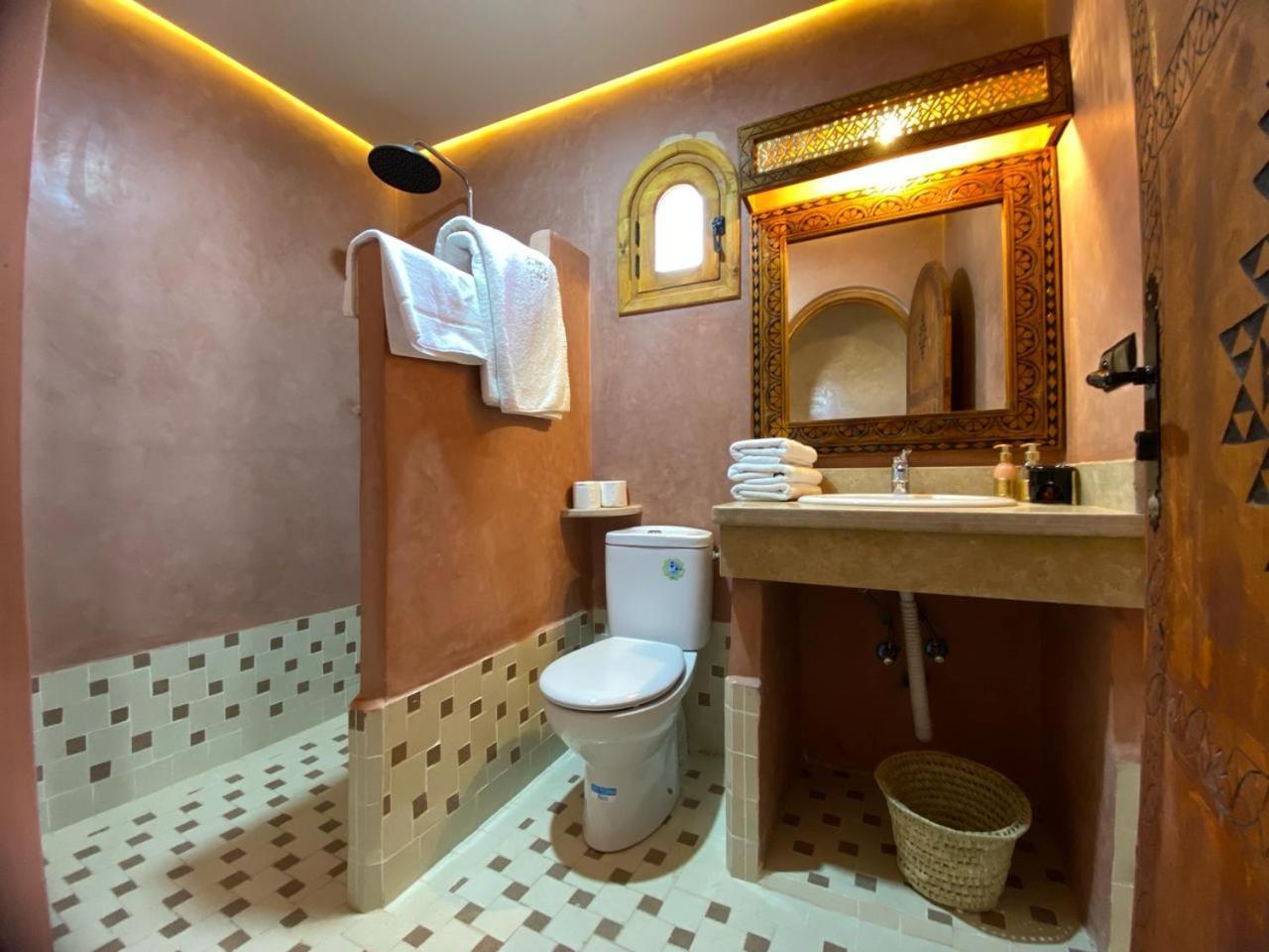 Riad Dar Susan - Authentic Stay In 扎古拉 外观 照片