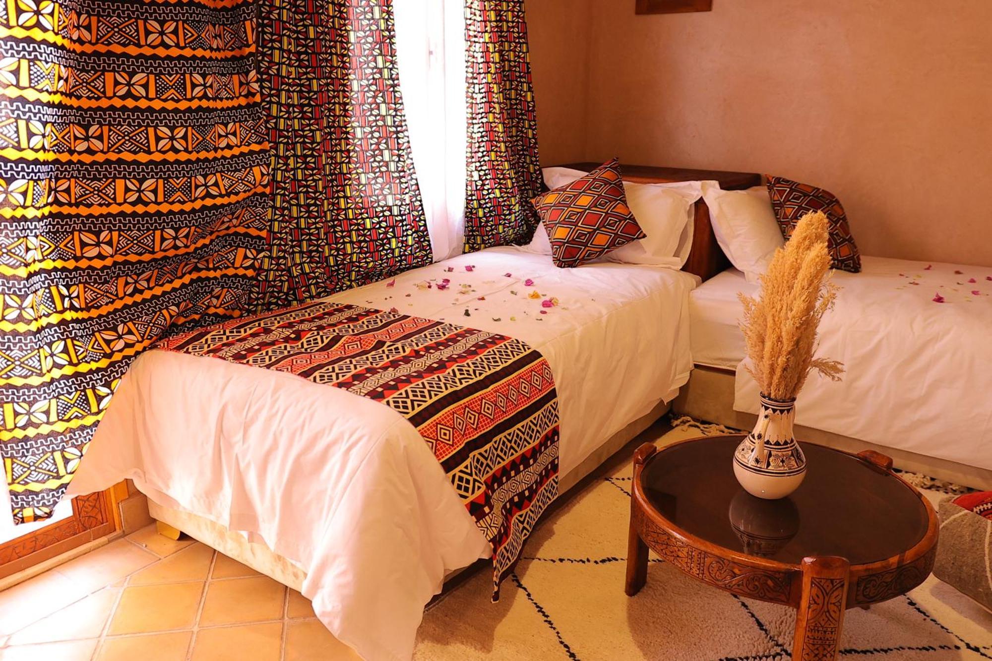 Riad Dar Susan - Authentic Stay In 扎古拉 外观 照片