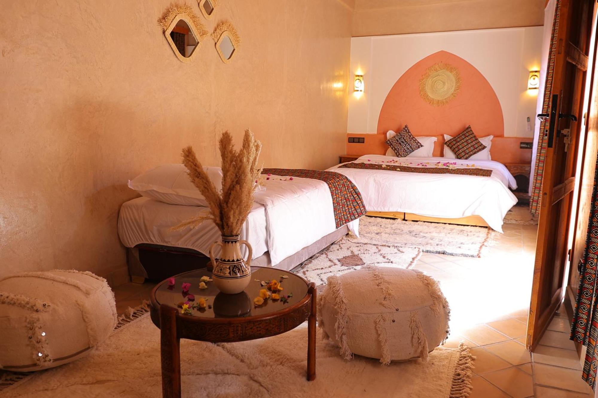 Riad Dar Susan - Authentic Stay In 扎古拉 外观 照片