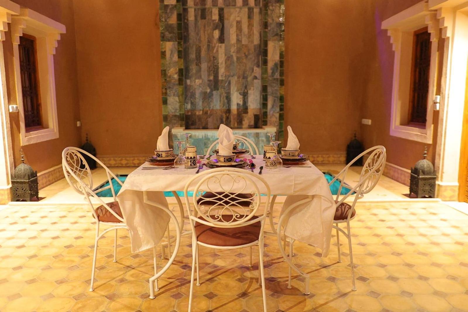 Riad Dar Susan - Authentic Stay In 扎古拉 外观 照片