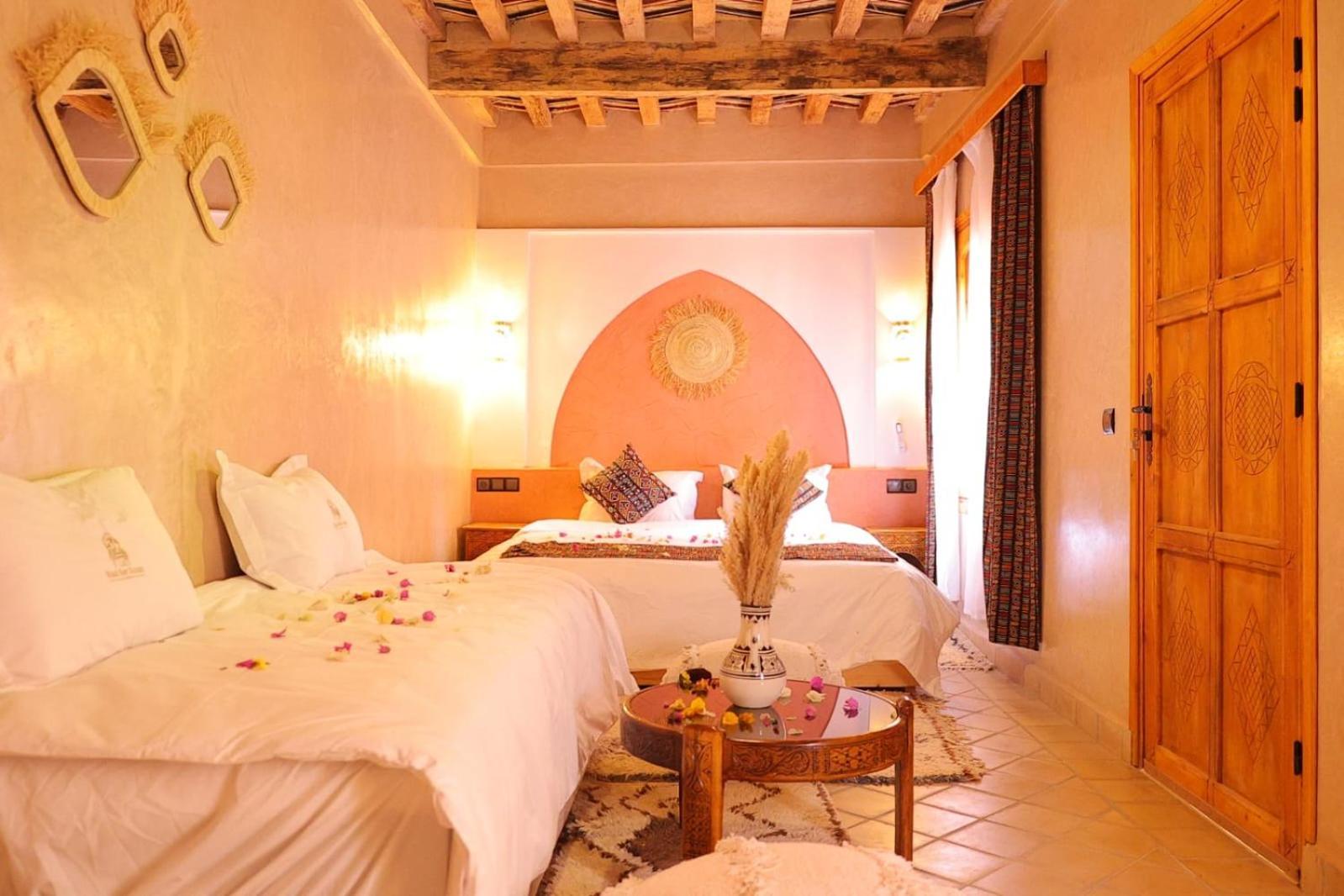 Riad Dar Susan - Authentic Stay In 扎古拉 外观 照片